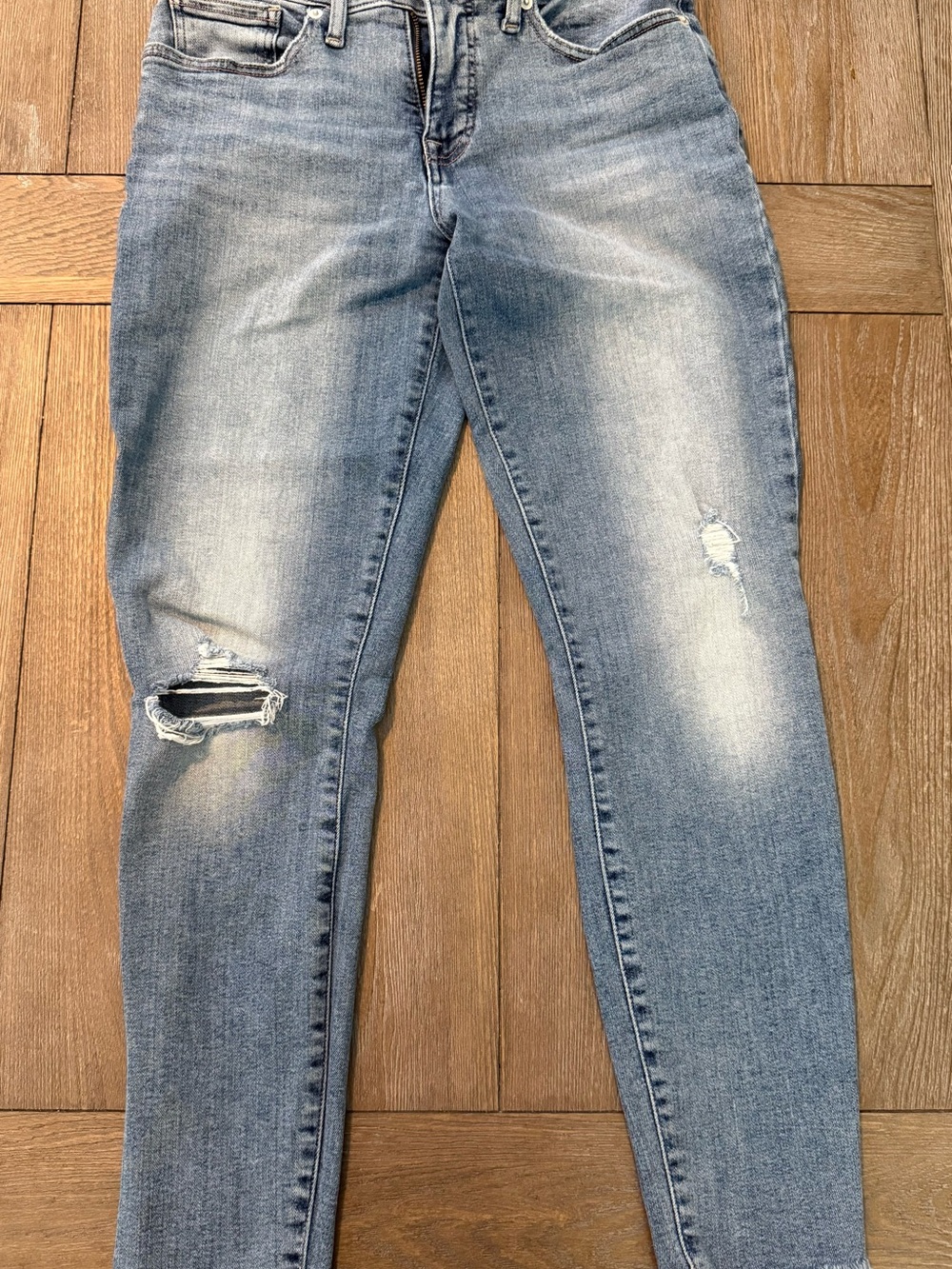 Lucky Brand Light Wash Skinny Jeans with Distressing